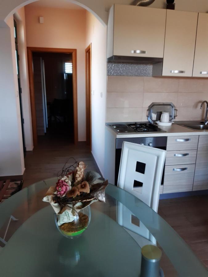 Apartman Barbir Sukošan Exteriör bild