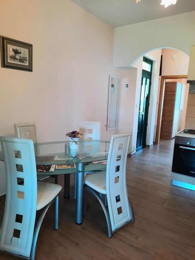 Apartman Barbir Sukošan Exteriör bild